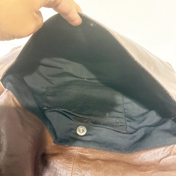 VINTAGE 2000S BCBG Maxazria BROWN LEATHER SHOULDER Crossbody BAG FRINGE - Picture 5 of 7